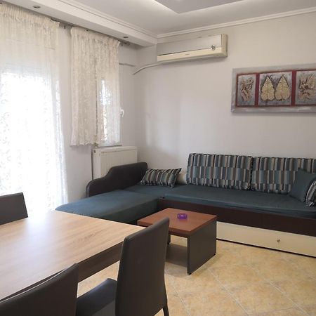 Eleonas Apartments Неа Мудания Екстериор снимка