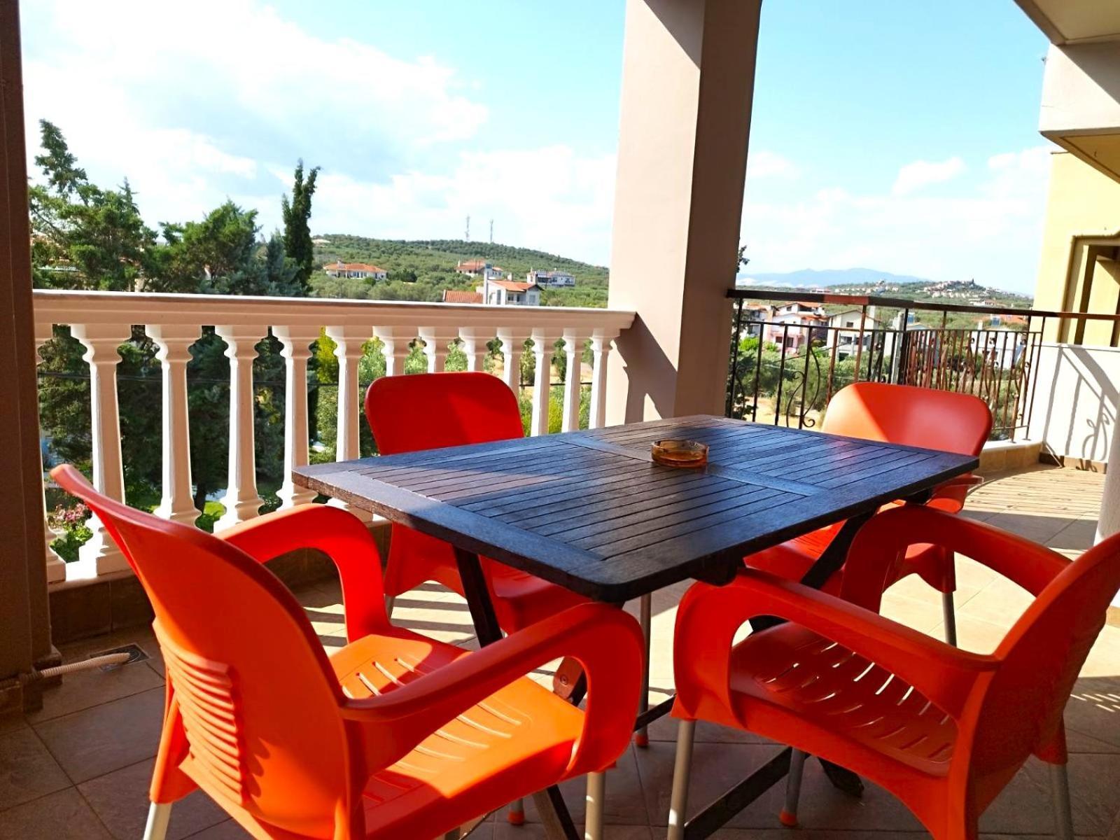 Eleonas Apartments Неа Мудания Екстериор снимка