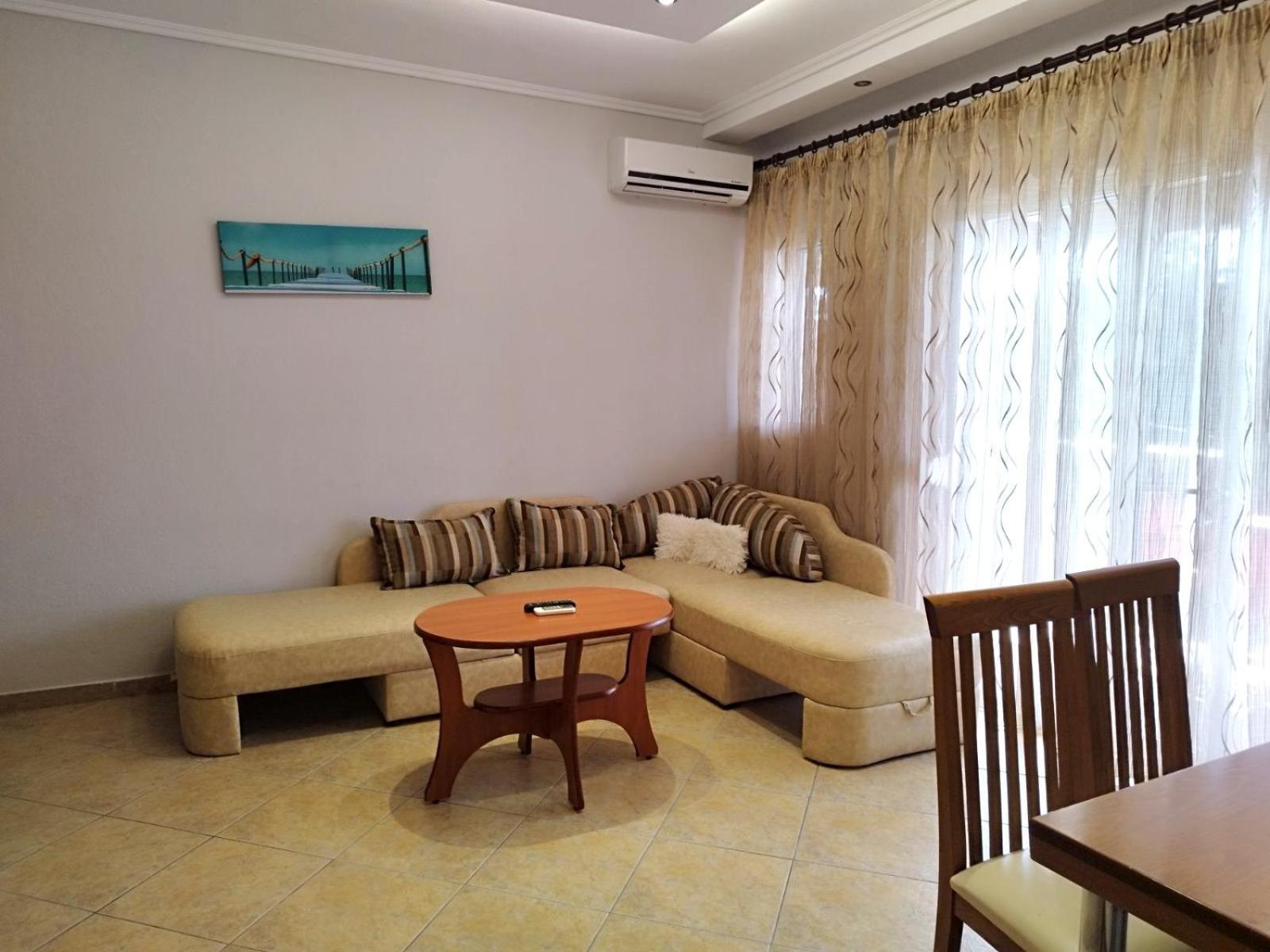 Eleonas Apartments Неа Мудания Екстериор снимка