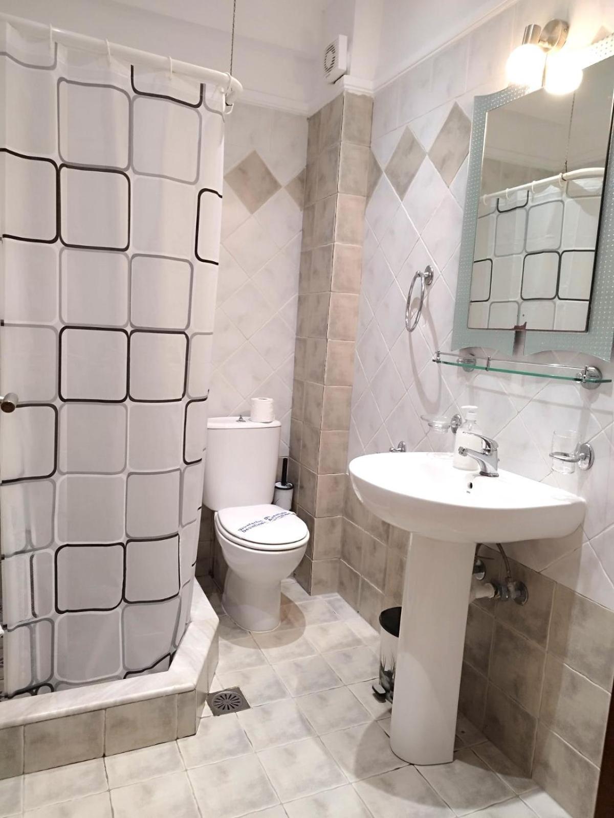 Eleonas Apartments Неа Мудания Екстериор снимка
